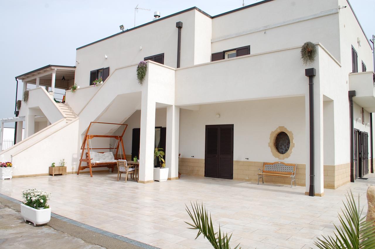 All'Ombra Del Carrubo - Metaponto Exterior photo